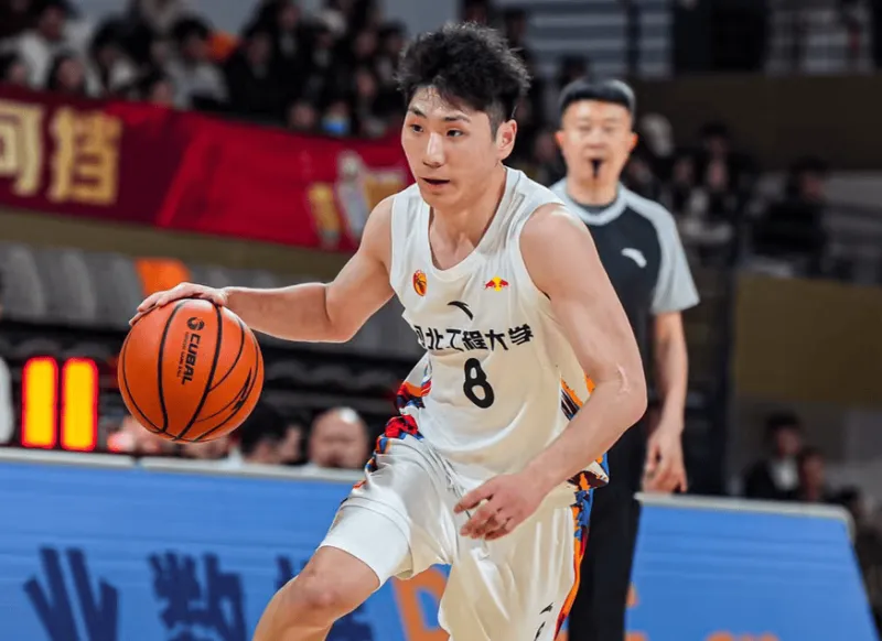 CUBAL东北赛区：刘铭轩23分，河北工程74-63战胜哈尔滨体院